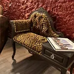 Hotel Saint Louis - Au Coeur Des Remparts