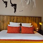 Hotel Saint Louis - Au Coeur Des Remparts