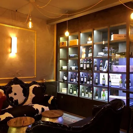 Hotel Saint Louis 3*