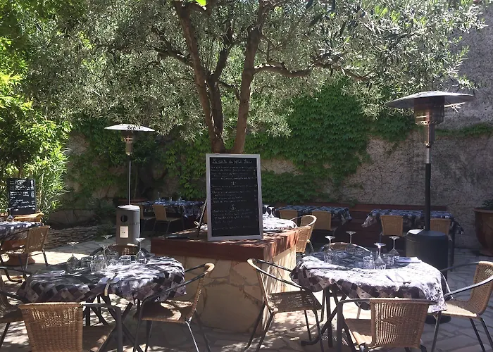 Saint Louis - Au Coeur Des Remparts Hotel