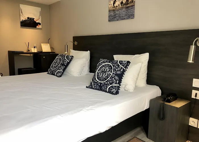 Saint Louis - Au Coeur Des Remparts 3*