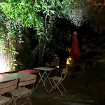 Saint Louis - Au Coeur Des Remparts Otel