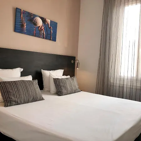 Saint Louis - Au Coeur Des Remparts 3*