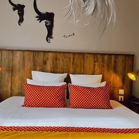 Hotel Saint Louis - Au Coeur Des Remparts