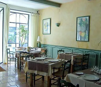 Saint Louis - Au Coeur Des Remparts 3*